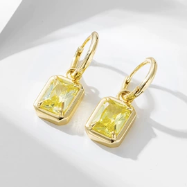 项链;戒指;耳钉