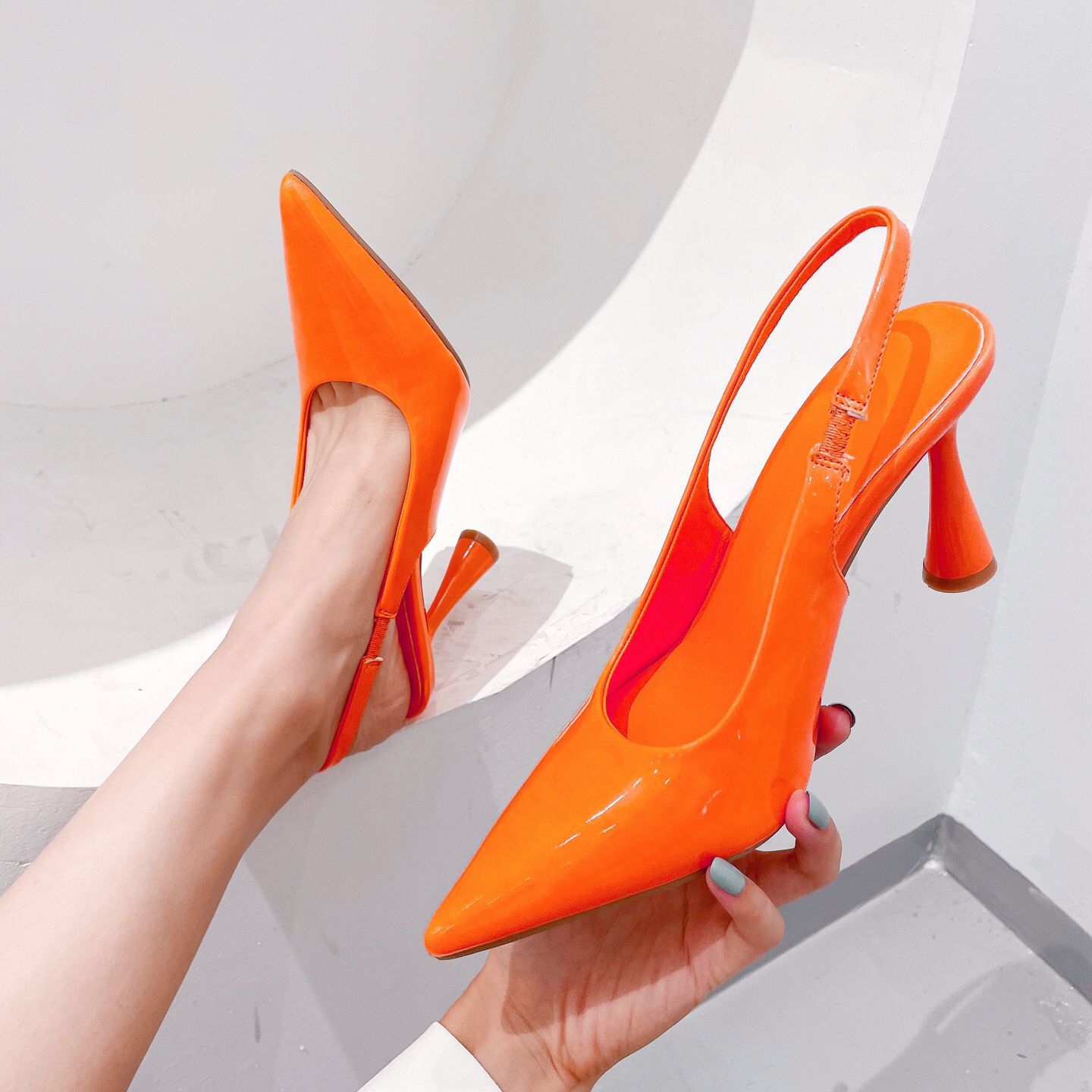 2022欧美风跨境大码细跟尖头浅口后空高跟鞋凉鞋 YY555-15