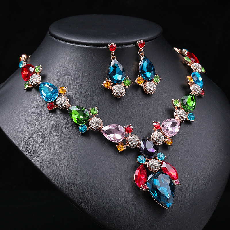 Exaggerated Colorful Necklace Set for Women's Sweater and Lock Bone Chain Alloy New Style_voghion.com