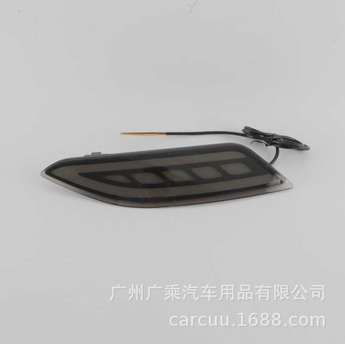 Adecuado para honda bozhi ancho trasero luz de advertencia luz modificada LED luz de freno parachoques trasero luz antiniebla trasera