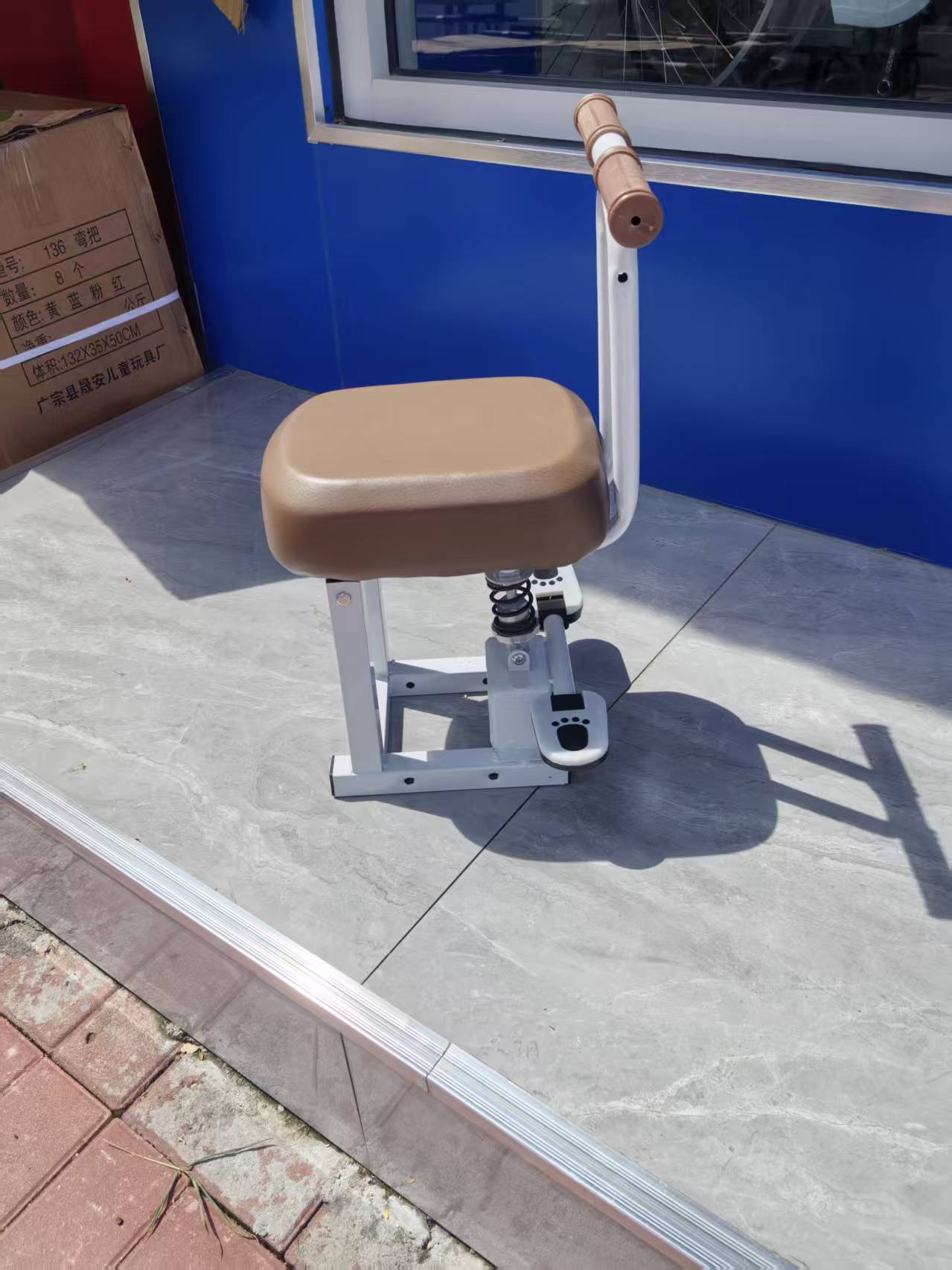 Electric Car Child Seat Front Scooter Motorcycle Electric Motorcycle Baby Safety Seat Child Battery Car