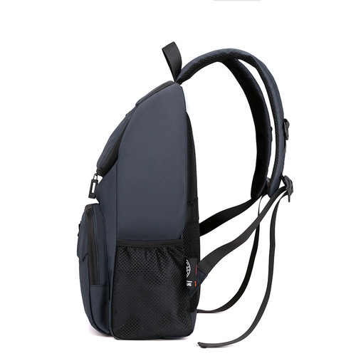 New men's casual backpack, trendy large-capacity backpack, business commuter computer bag, fashionable casual men's bag, school bag