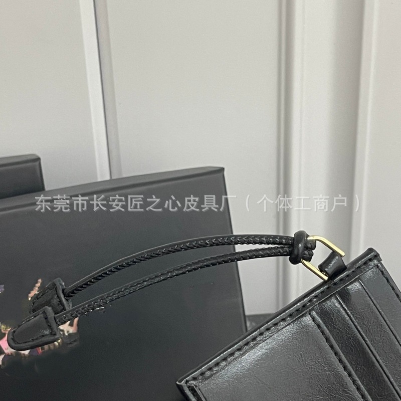 P拉达 卡包卡夹零钱包银行卡袋公交卡包金属标logo名片卡包外贸款|undefined