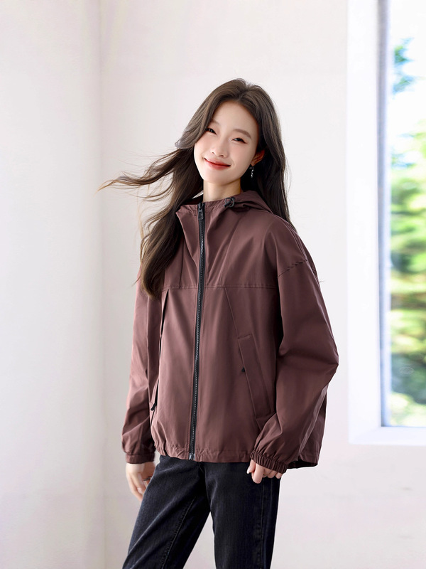 休闲夹克外套女春秋2025新款中年妈妈大码宽松休闲百搭连帽短风衣|undefined