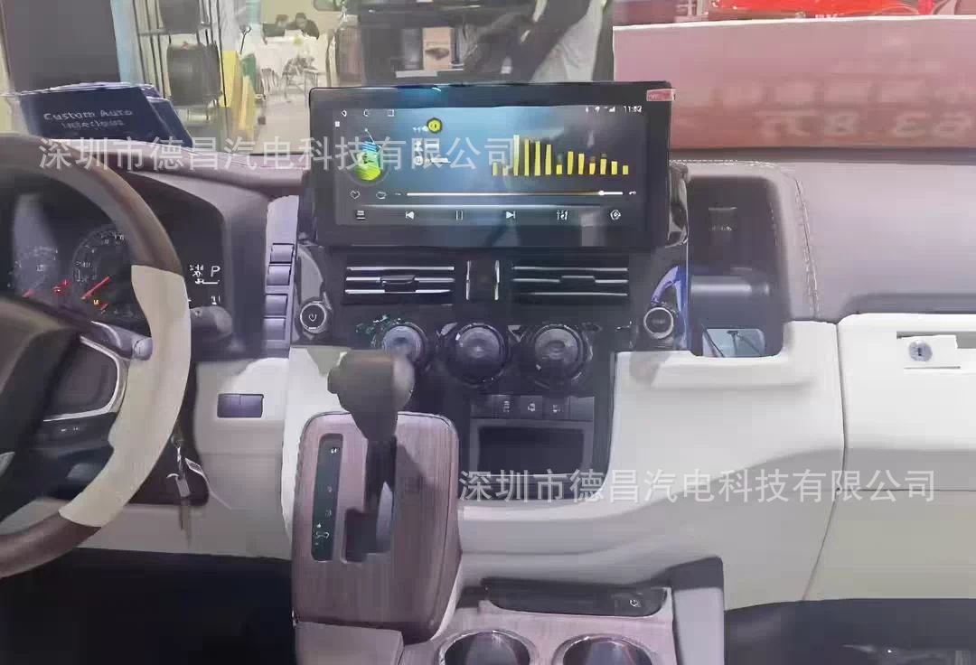 Toyota 2019 Hiace Right-Hand Drive Android Large Screen Car Navigation GPS Bluetooth DVD Radio Screen