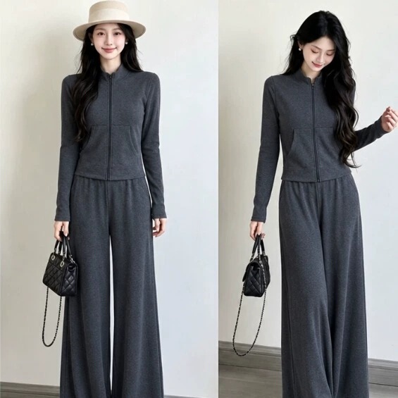 Striped sports suit for women, autumn slim-fit sweatshirt 2026, extremely stylish autumn wear, slimming and elegant, old money style outfit Striped sports suit for women, autumn slim-fit sweatshirt 2026, extremely stylish autumn wear, slimming and elegant, old money style outfit
