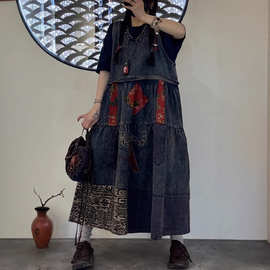 2025夏季新款文艺复古V领套头刺绣拼接贴布撞色背带中长款袍子女