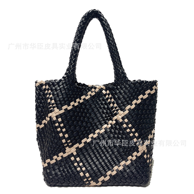 Customized Color-Blocked Woven Bags for Women with Magnetic Buckle Closure Vegetable Basket Bags for Women Versatile Handbags Casual Mother-In-Law Bags Large