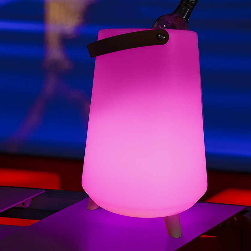 Ventas transfronterizas de plástico PE portátil bar de hielo de vino tinto hotel LED bandeja luminosa colorida atmósfera lámpara bar de hielo