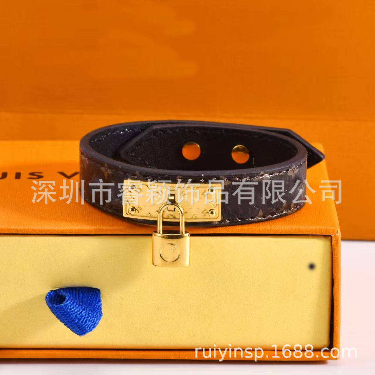 가죽 끈 잠금장치