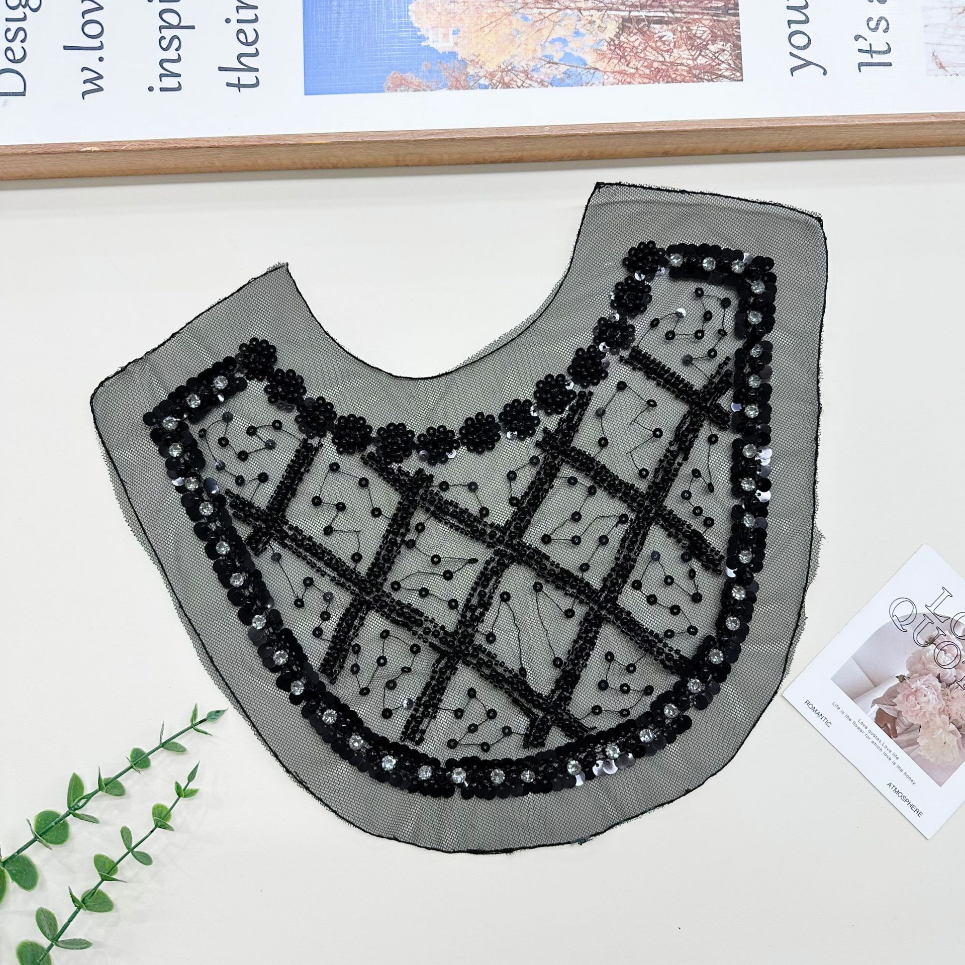 Vestido de mujer al por mayor cuello de perla de costura de malla de hilo de ropa infantil cuello delantero y trasero diy accesorios de encaje de diamante image 2