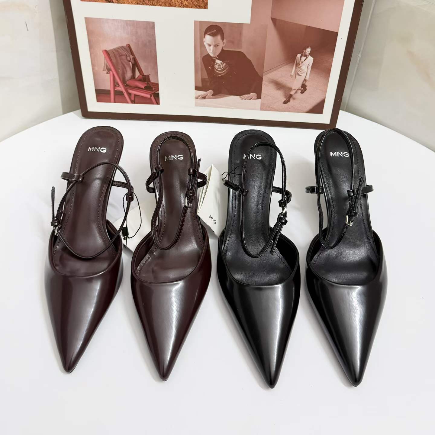 Summer sexy sandals pointed-toe made of patent leather heels