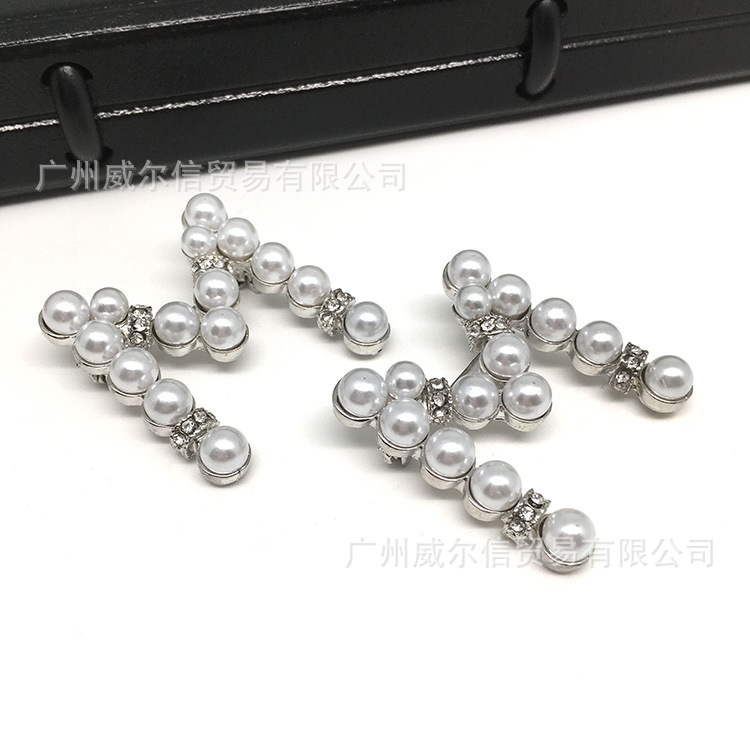 【新款】金属珍珠镶钻饰品  胸针扣针服装童装饰品帽子配件FL175