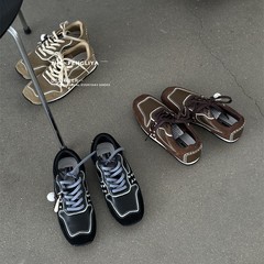 本革版のスターの同じタイプのレトロな徳訓の靴の女性の2025春のタイプは色の結び目を合わせて快適でカジュアルな阿甘靴を持ちます。