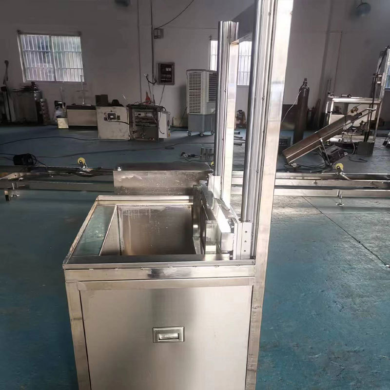 Movable Single-Slot Lifting Type Auto Parts Compressor Accessories Oil-Immersed Anti-Rust Equipment Machine