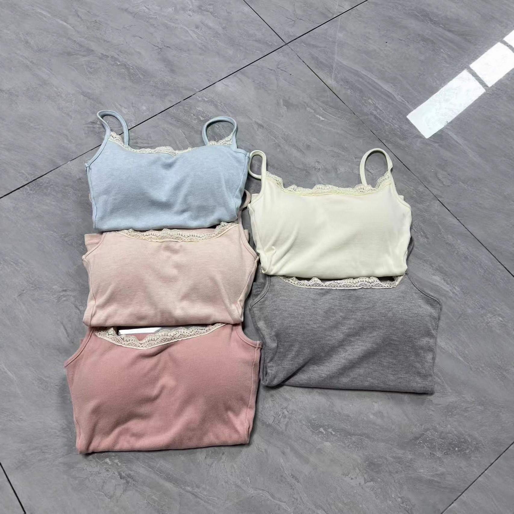 Autumn and Winter New Retro Pure Lust Lace Camisole Women's Summer New Sleeveless Outer Wear Sexy Inner Top