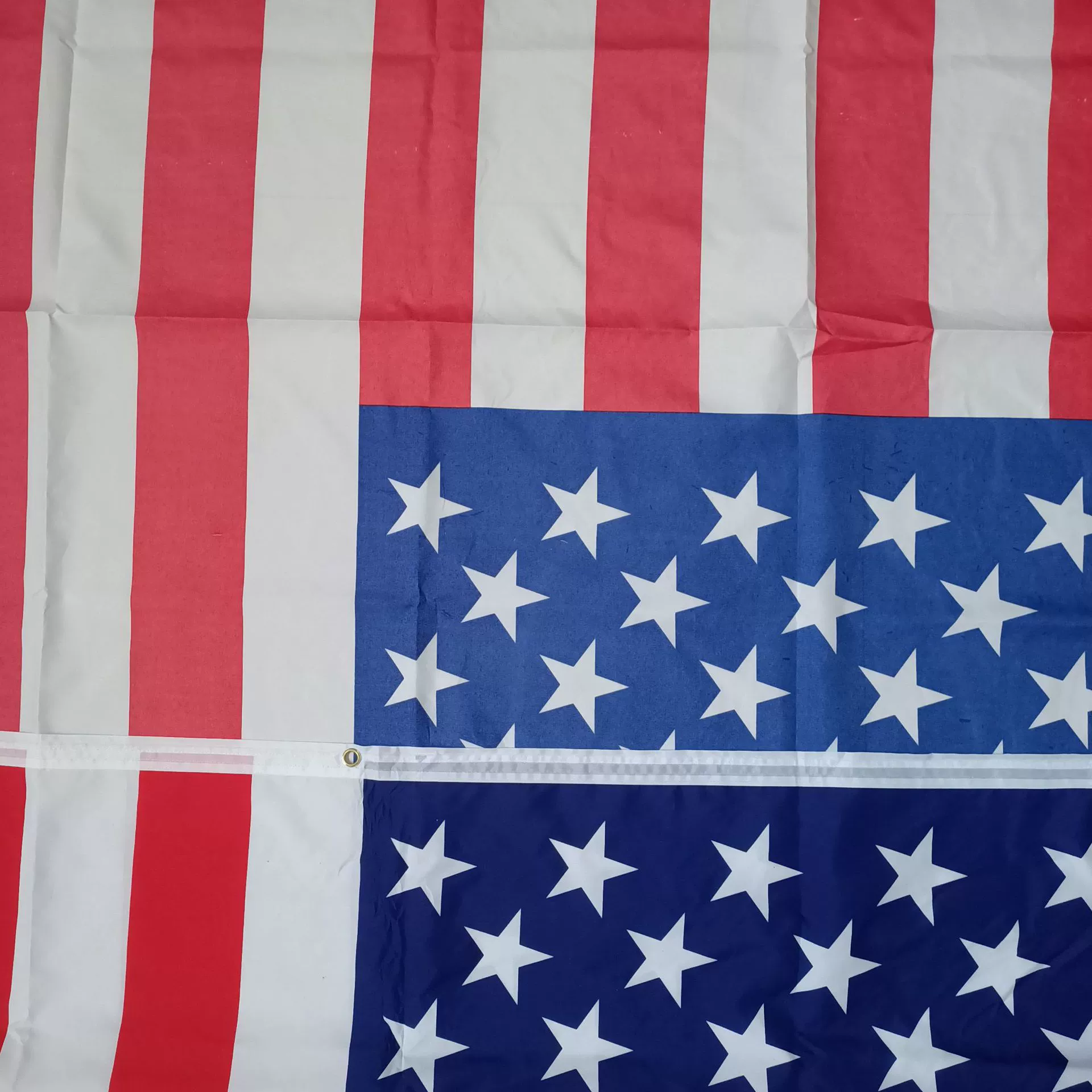 Флаг США 150×240 см, полиэстер 100 г/м², шелкография, двойная строчка для улицы