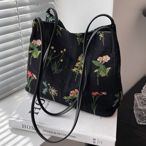 High-end black large-capacity embroidered canvas bag for women 2024 spring and summer new casual street shoulder commuting bag