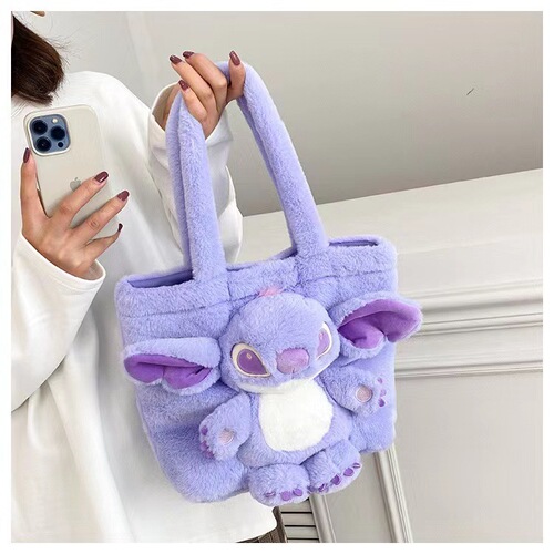 New Cartoon Plush Handbag Niche Cute Tote Shoulder Bag Strawberry Bear Shoulder Bag Gift