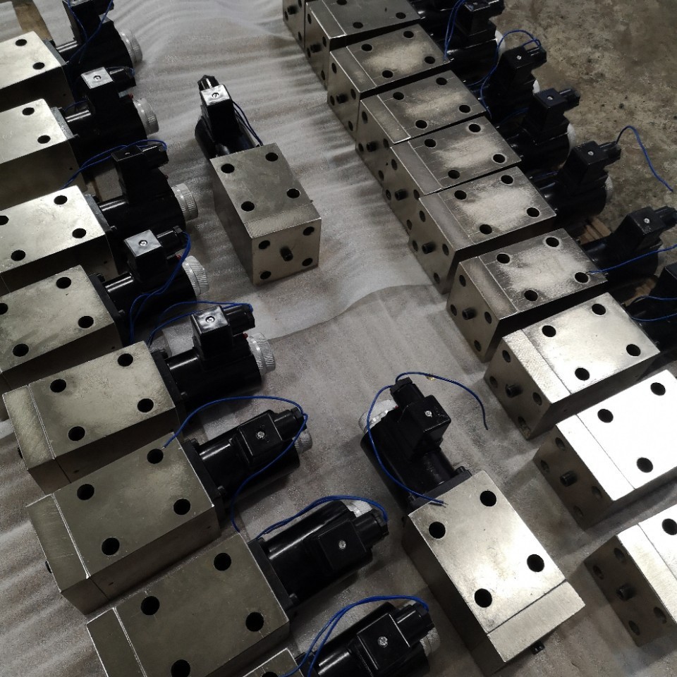 SV-31 SV-32电磁换向阀