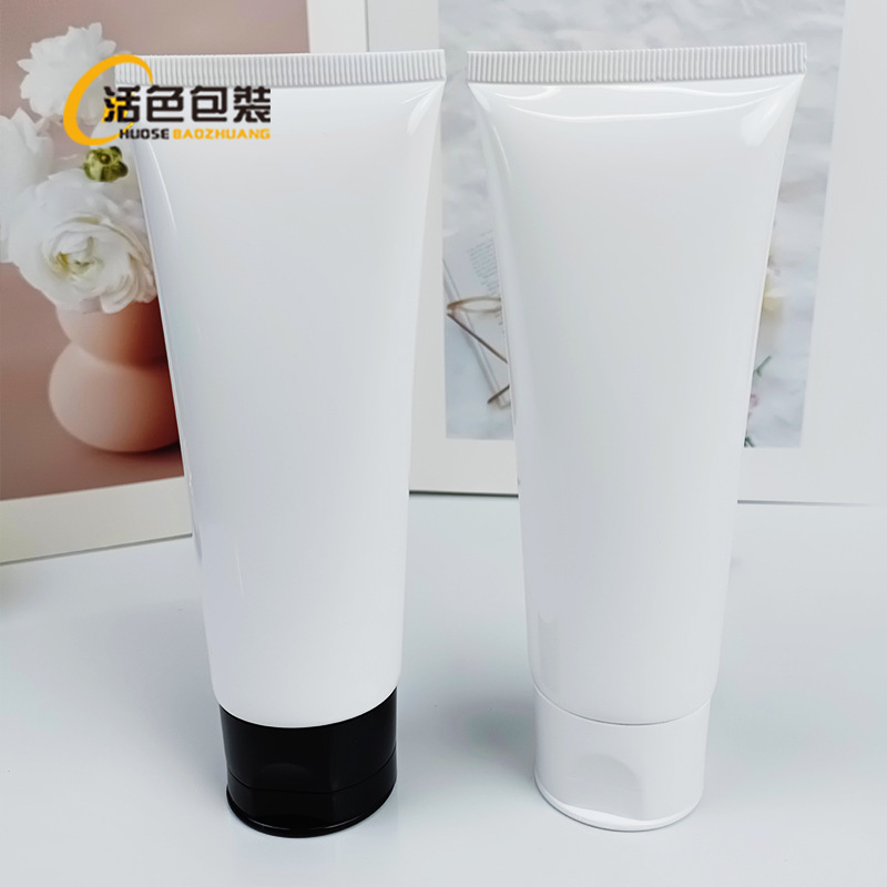 Cosmetic bottle