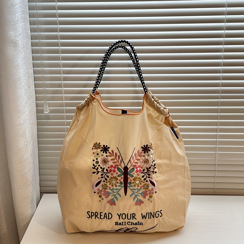 베이지색 식물나비