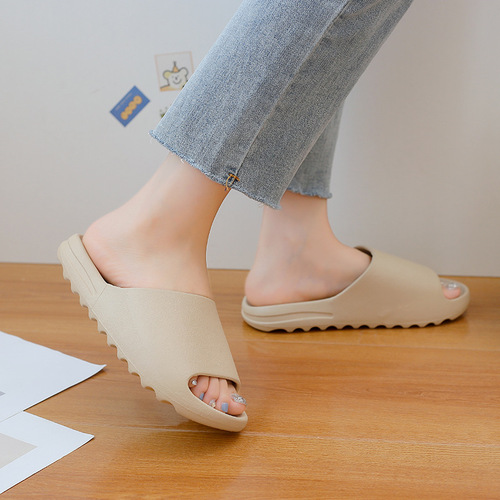 Summer New Slides Men's Anti-Slip Simple Solid Color Slides Women's Couple Home Outdoor Wear Treadmill Sensation Coconut Shoes