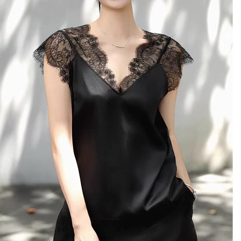 Dropshipping 2026 Trendy and Youthful Tops, High-End Niche Unique Beautiful Black Lace T-Shirt