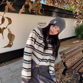 韩系秋冬新款撞色条纹宽松慵懒外套羊毛针织开衫上衣女感显瘦毛衣