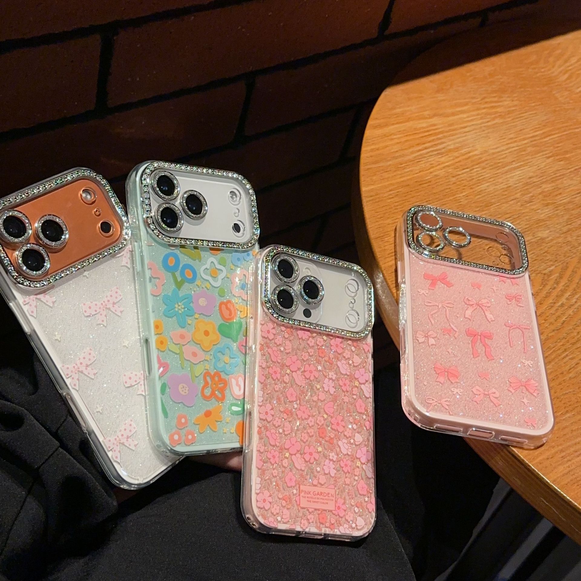 Coque de protection florale pour iphone design raffiné_voghion.com