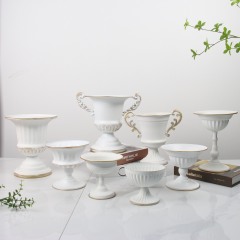 European retro white high-footed flower pots, artificial flowers, metal flower pots, wedding props, dried flower vases, small flower ornaments