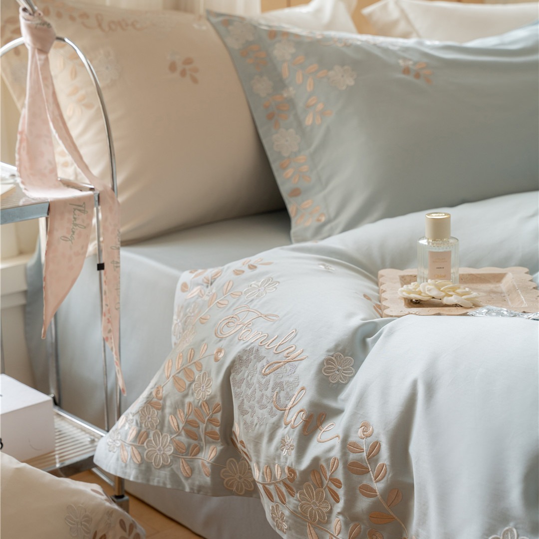 Pu pin 100 cotton long-staple cotton four-piece set light luxury style flower embroidery bedding cotton quilt cover home textile