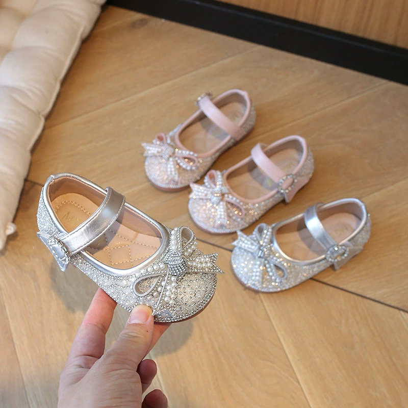 Детская обувь принцессы 2024 весна осень новый детский лук маленькие кожаные туфли для девочек блестящие хрустальные туфли для малышей одиночные туфли