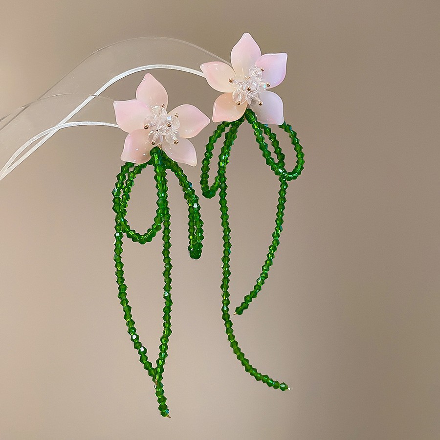 Pendientes de borla de flores de tela de aguja de plata Pendientes de estilo de vacaciones junto al mar