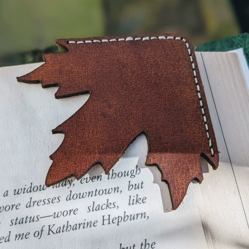 Кленовый лист, чтение, ноутбук, закладка, (Физические), читаемая материал, геолокационная функция