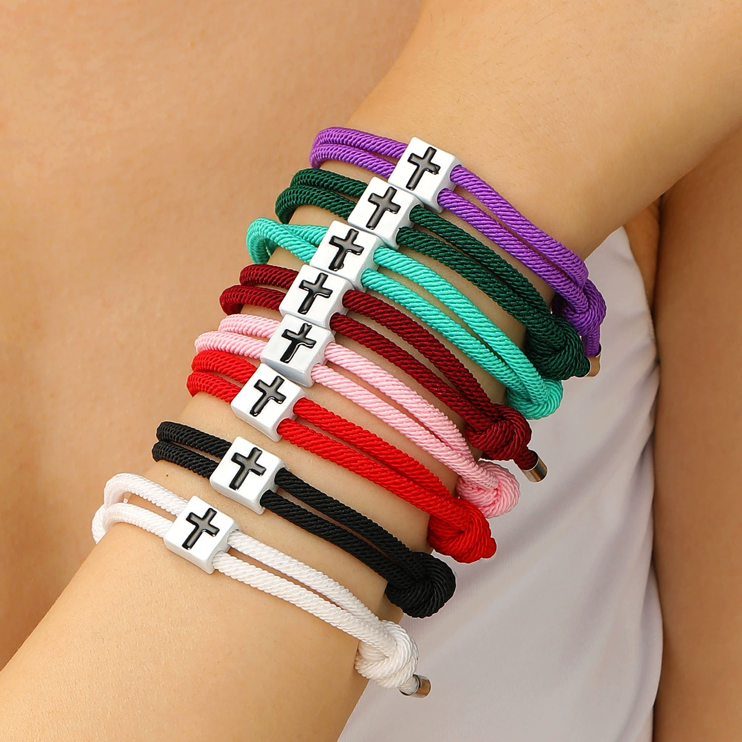 Европейский и американский сплав блок крест регулируемая миланская ручная веревка мужская и женская браслет браслет ювелирные изделия оптом для трансграничного специального предложения