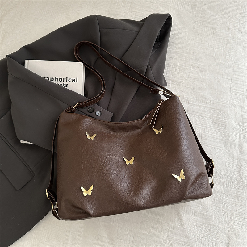 Nicho de diseño sensación de bolso de gran capacidad bolso de mujer 2024 nuevo invierno retro de hombro mochila de hombro