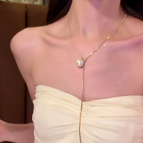 Pullable pearl long necklace light luxury niche  new summer design advanced clavicle chain necklace trend