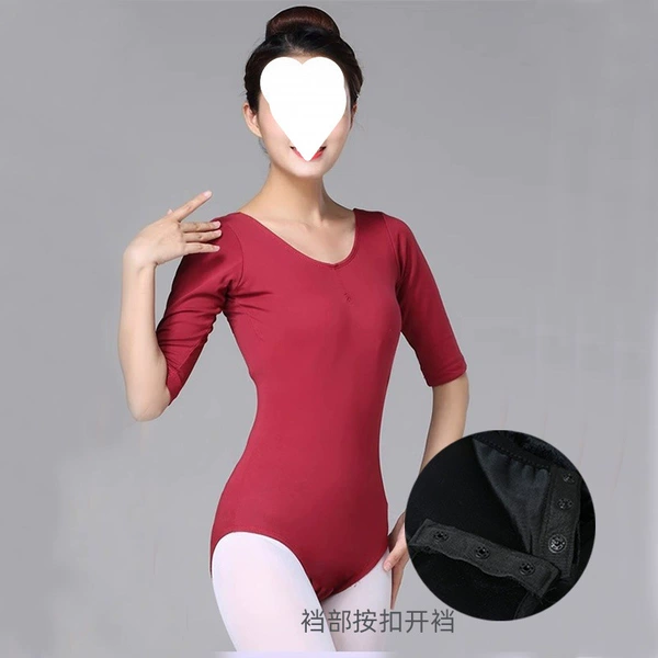 Blushing (Dark Buckle) Conongurative Sleeve Top