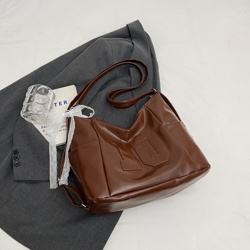 Bolsos de cercanías de gran capacidad para mujer 2024 nuevo bolso de hombro de moda de otoño e invierno