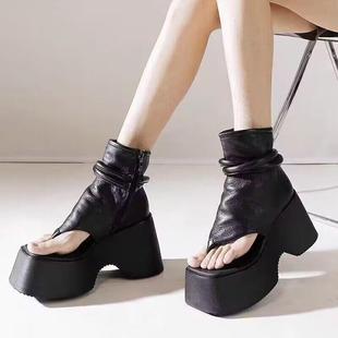 Flip-Toe Sandals for Women Summer 2025 New Retro Pure Color Thick-Soled Non-Slip Shoes Platform Sole High-Top Beach Shoes Sandals