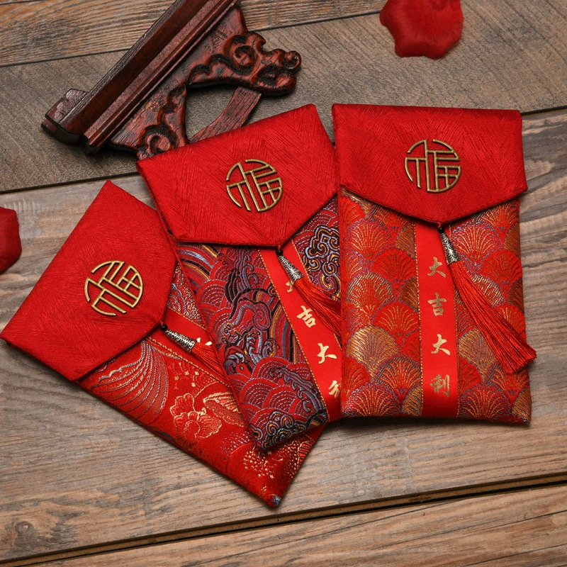 Wedding celebration red envelope wedding Chinese style cloth art 10,000 yuan red envelopes, wedding women who change the red envelope, wedding celebration is a sealed