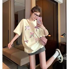 新しい蝶のファッショナブルな半袖スリムTシャツ、夏用、小さめ、甘くて多用途、高級トップス、超見栄えの良いイン