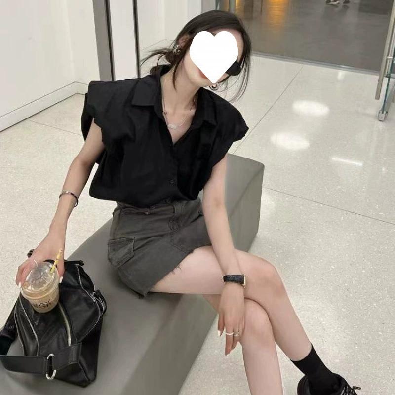 Элегантная маленькая рубашка с летящими рукавами, черный топ без рукавов, летняя французская новая дизайнерская нишевая шикарная короткая рубашка