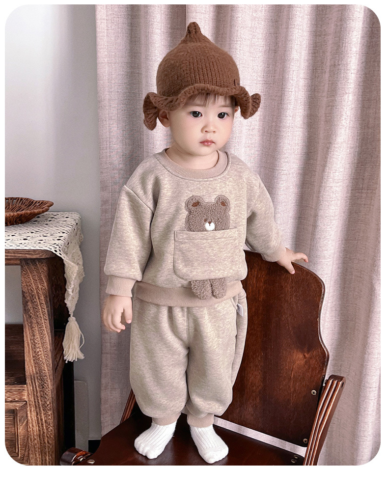 Completo bambino imbottito in pile autunnale stile alla moda_voghion.com