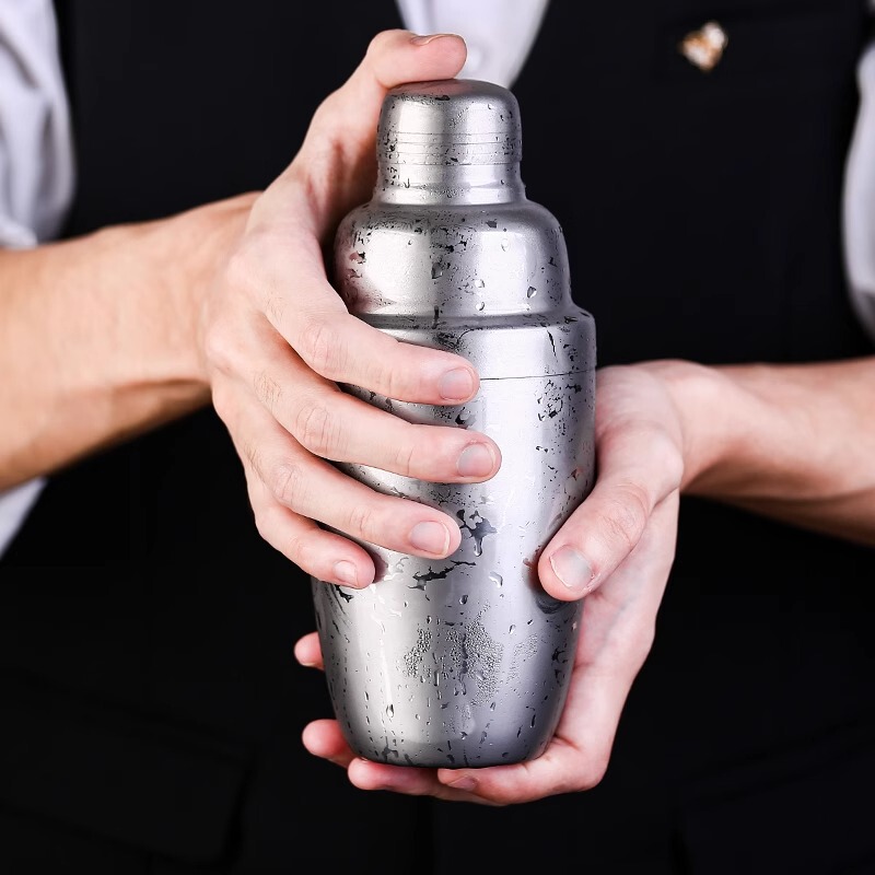 Stainless Steel Cocktail Shaker Three-stage Shaker Cocktail Shaker Shaker