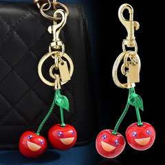 スマイリーフェイスレッドチェリーファッションバッグペンダントキーホルダー樹脂チェリーペンダントペンダントレディースバッグバックパックアクセサリー