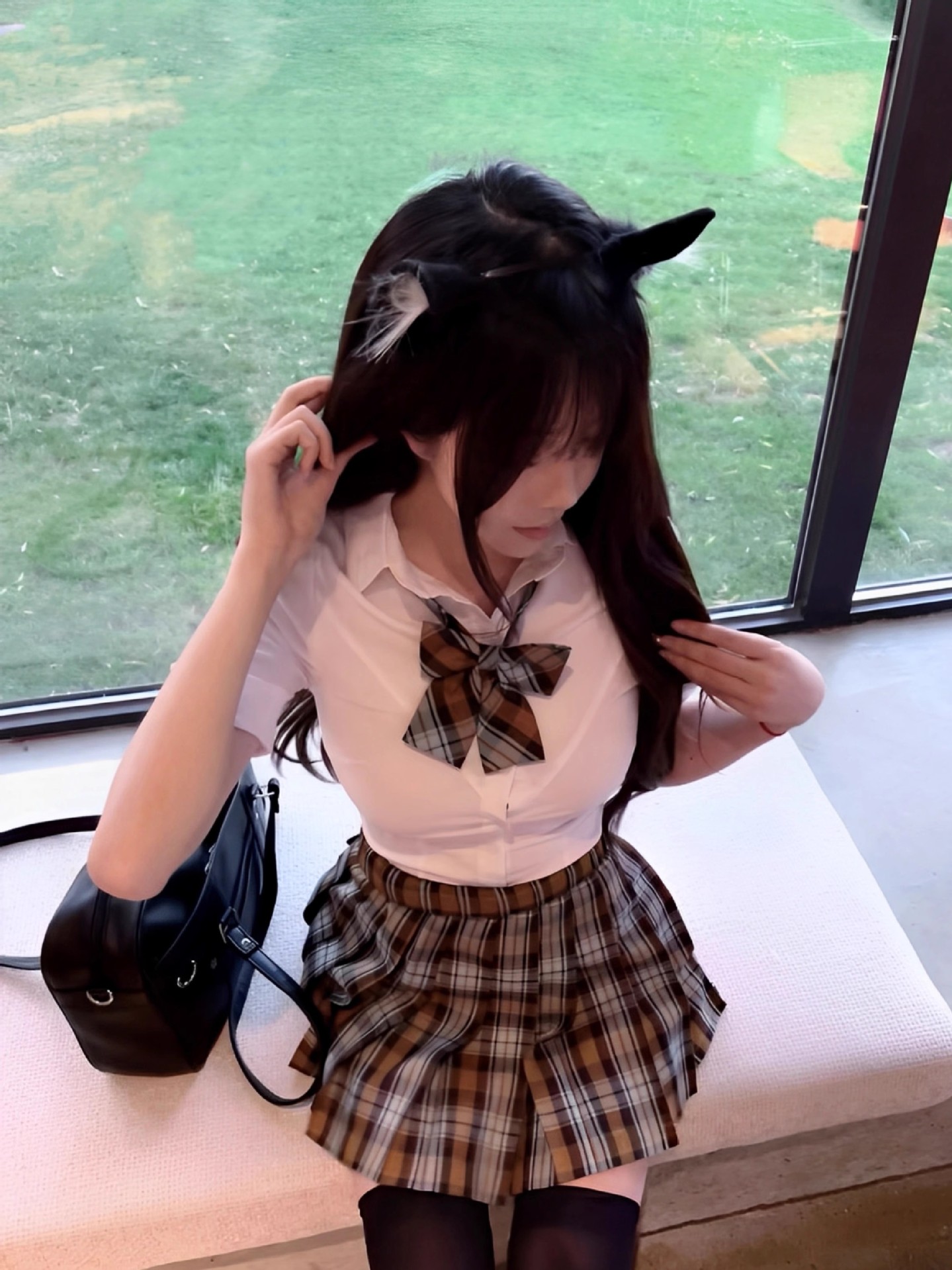 Сайра + галстук-бабочка + коробка-самолет