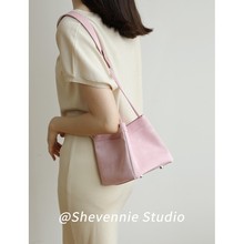 国风丝绸牛皮托特包盒子包单肩手提腋下水桶包女包潮水桶型斜挎