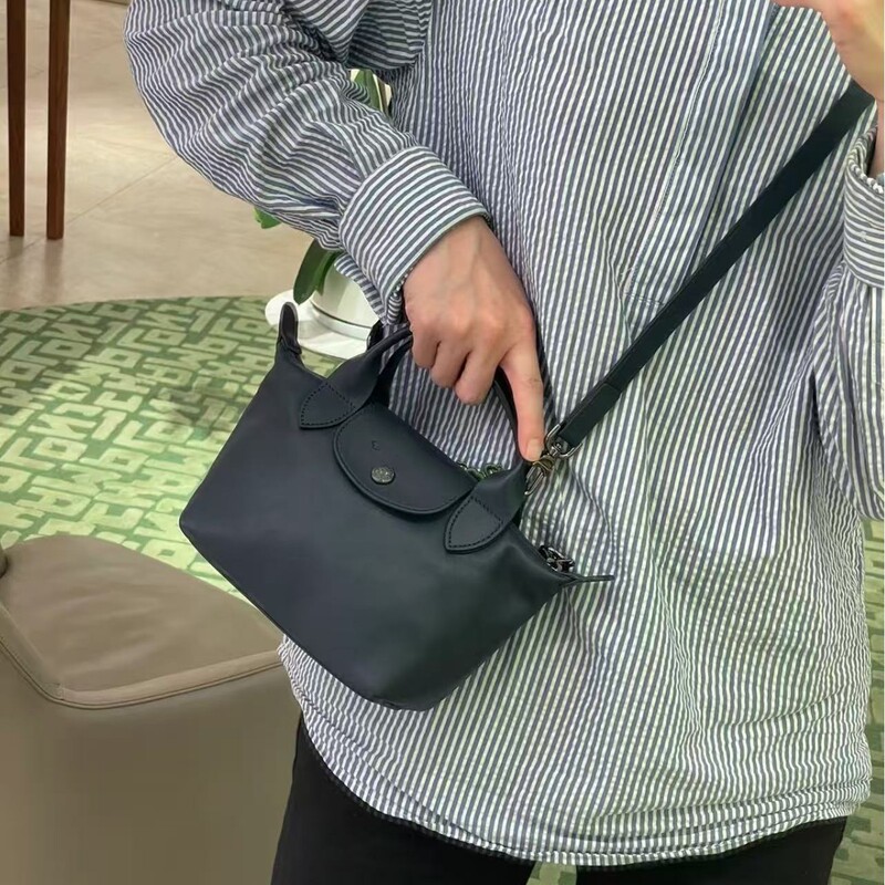 High-Quality First-Layer Cowhide Longxiang Dumpling Bag Mini High-End Fashion Versatile Single Shoulder Handbag Crossbody Genuine Leather